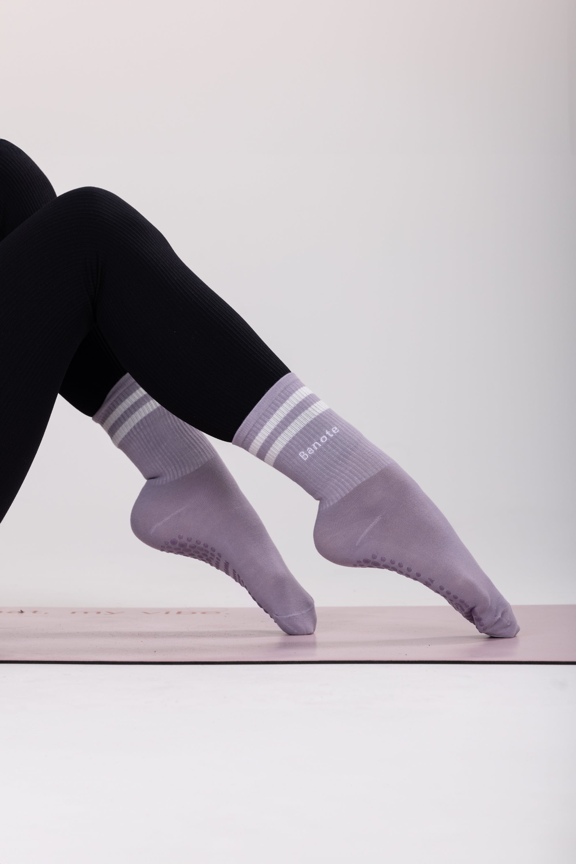 CHAUSSETTES PILATES LILAS