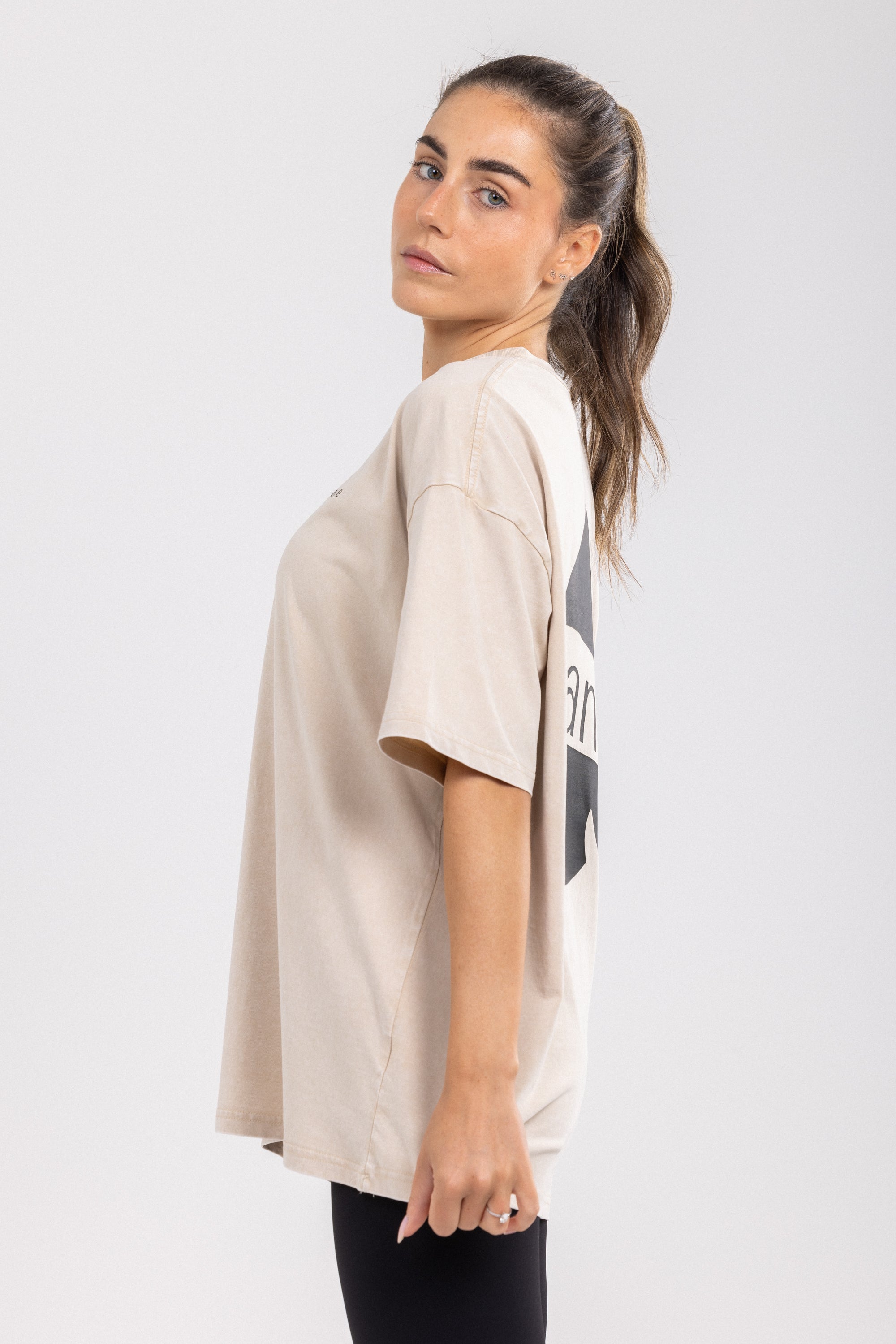 TEE-SHIRT COEUR BEIGE